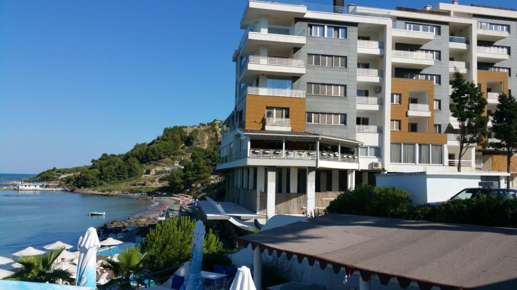 Laura'S Home Durres Exterior photo