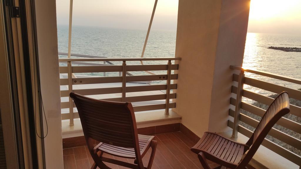 Laura'S Home Durres Exterior photo